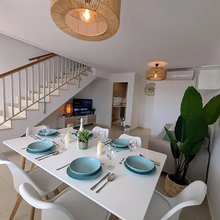 Apartament Casa La Zoena *